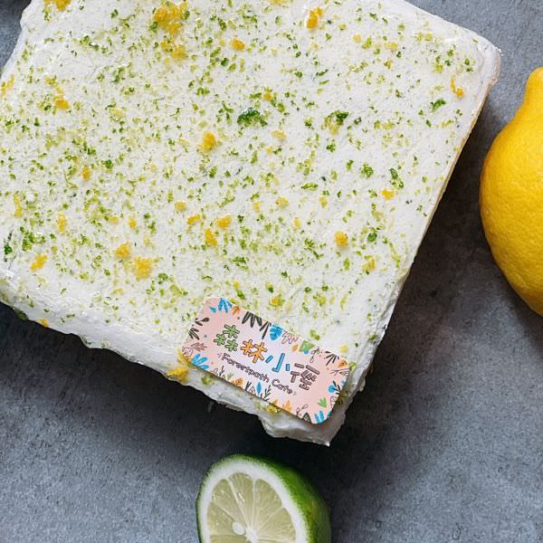 森林小徑健行店享受美食